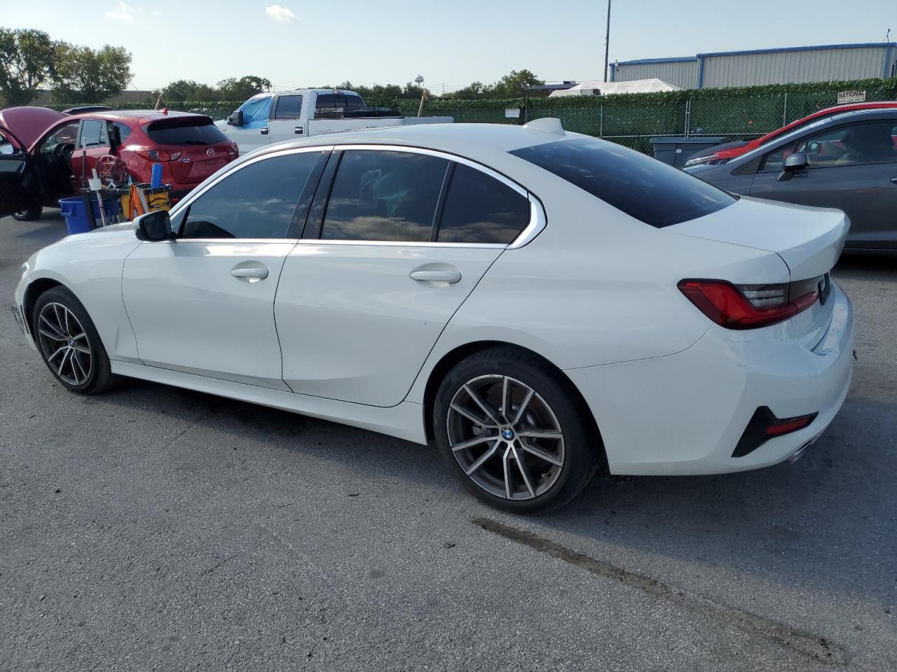 2020 BMW 330I vin: 3MW5R1J05L8B33117