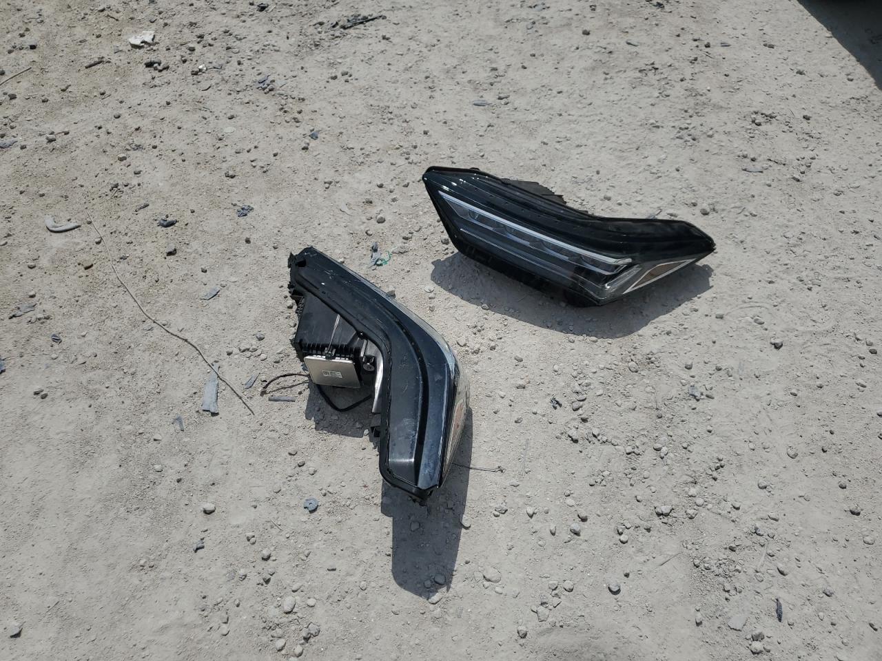 5J8YD9H34NL000519 2022 Acura Mdx