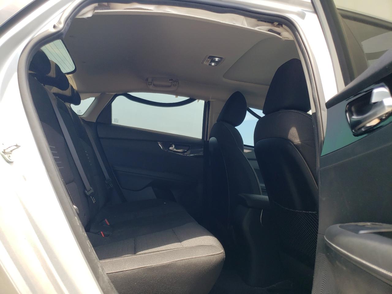 3KPF34ADXKE015920 2019 Kia Forte Gt Line