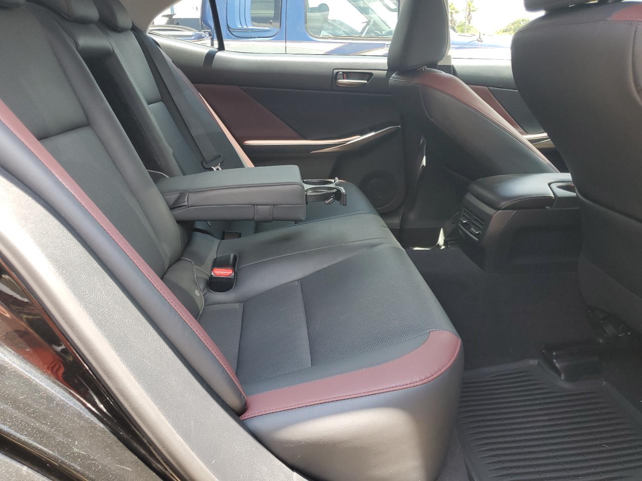 JTHAA1D27L5107300 2020 Lexus Is 300