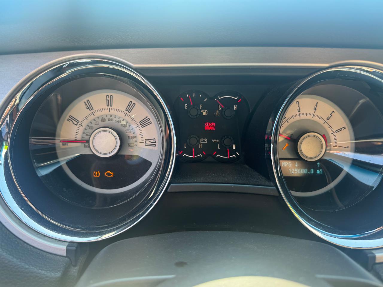 1ZVBP8EN9A5167093 2010 Ford Mustang