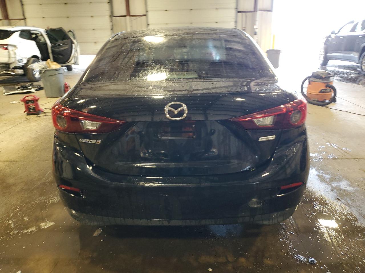 2015 Mazda 3 Sport vin: 3MZBM1U77FM222421