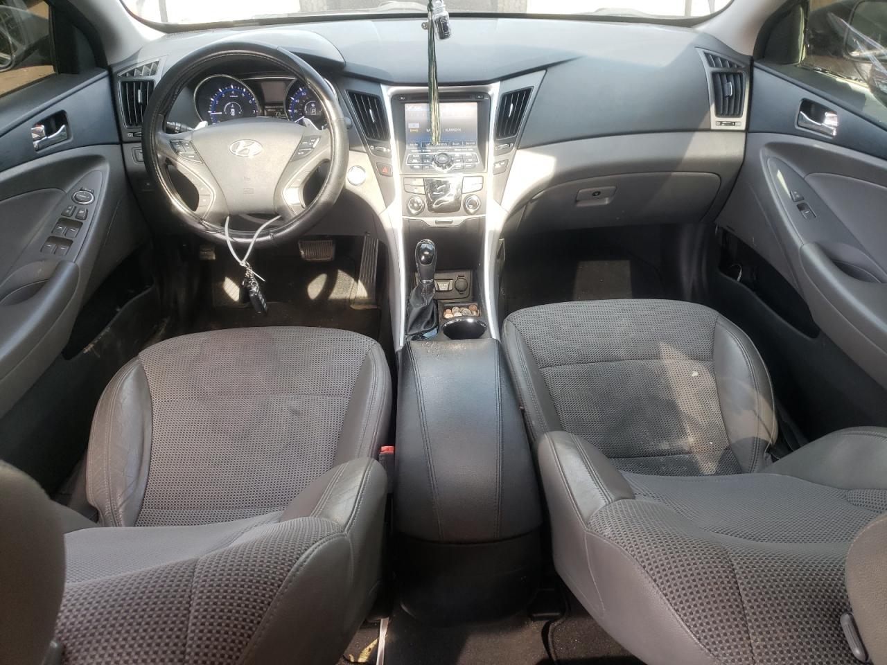 5NPEC4AC8DH655853 2013 Hyundai Sonata Se