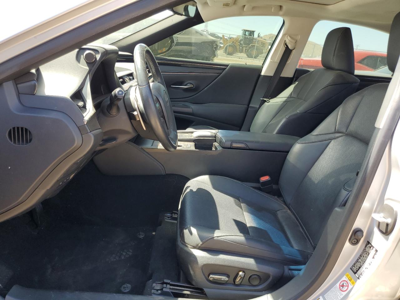 JTHBZ1B19K2004421 2019 Lexus Es 350