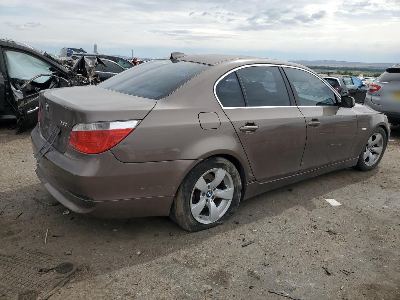 WBANA73594B063169 2004 BMW 530 I