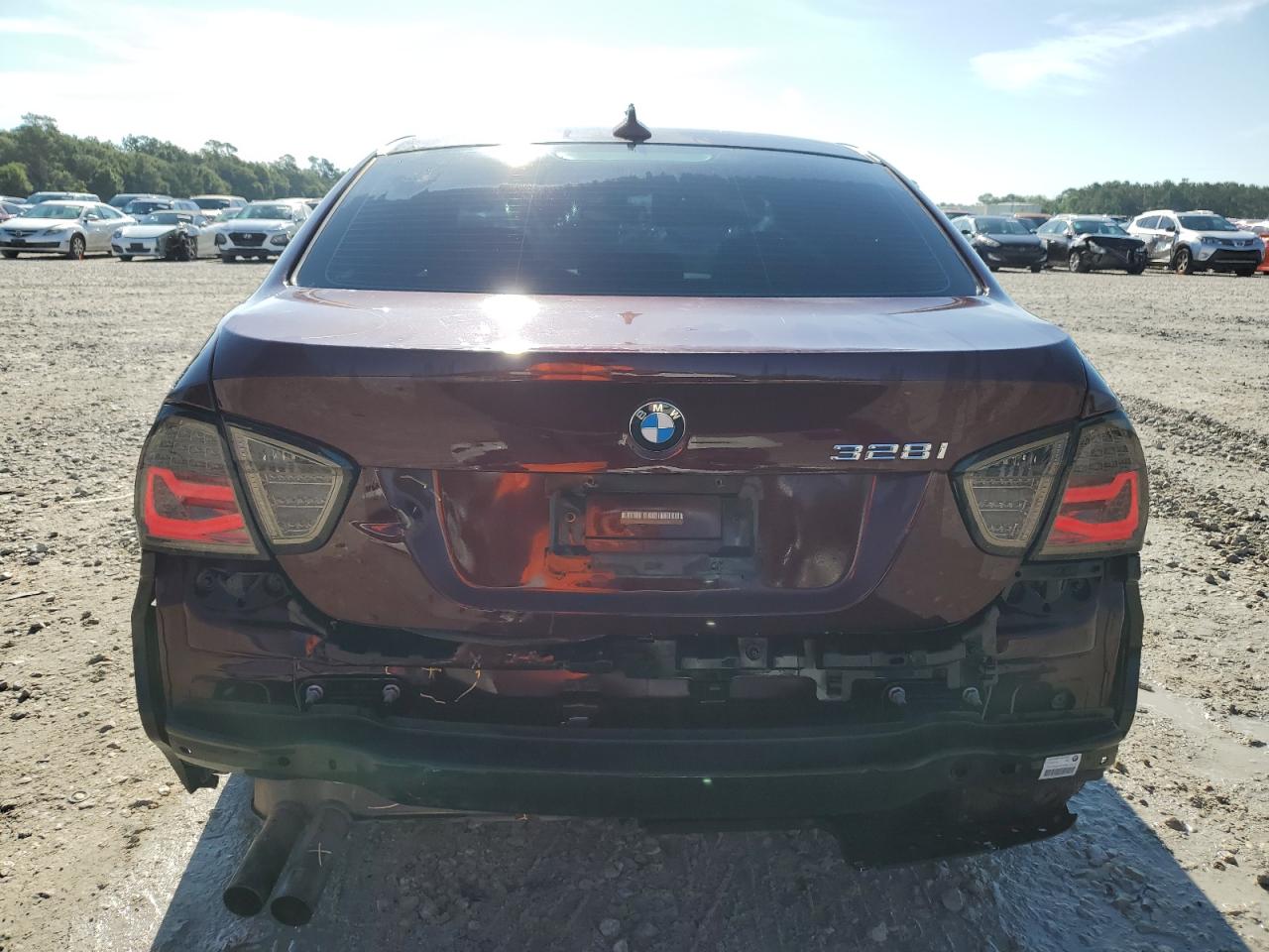 WBAVA37558NL51729 2008 BMW 328 I