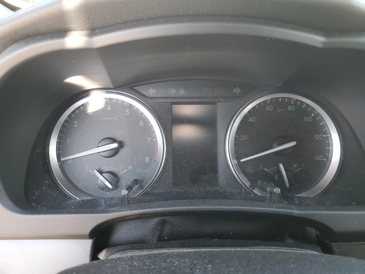 5TDDZRFH9KS991871 2019 Toyota Highlander Limited