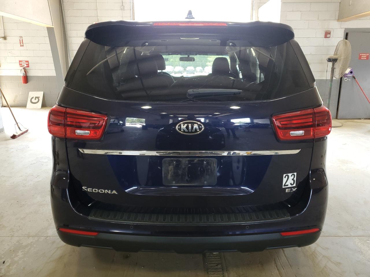 KNDMB5C18L6648300 2020 Kia Sedona Lx