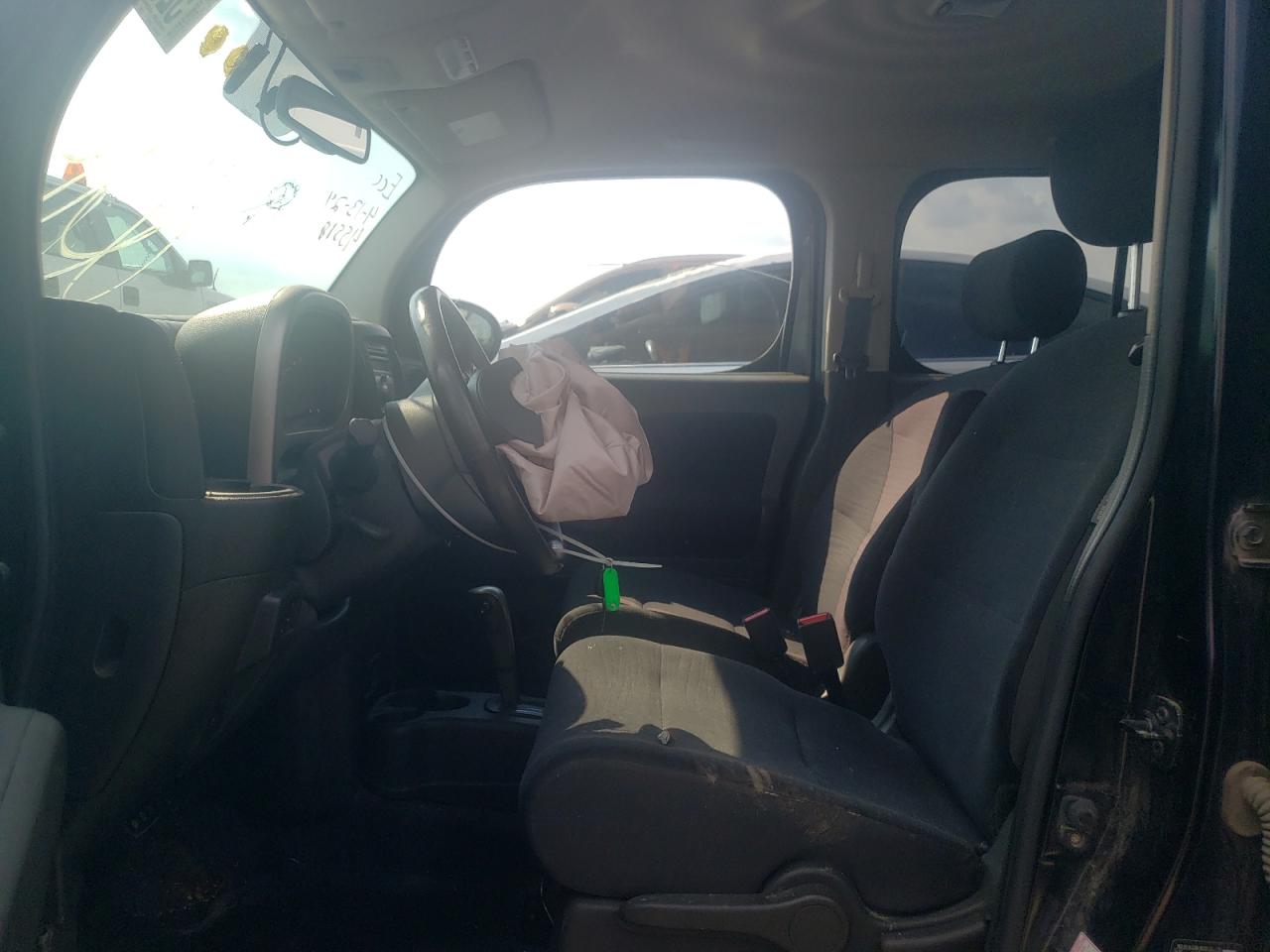 JN8AZ2KR4AT167922 2010 Nissan Cube Base