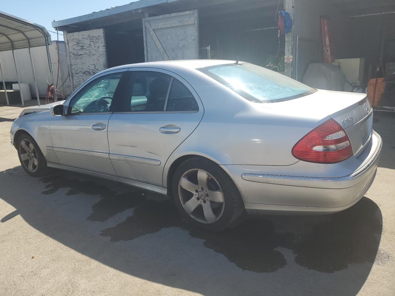 WDBUF65J75A645524 2005 Mercedes-Benz E 320