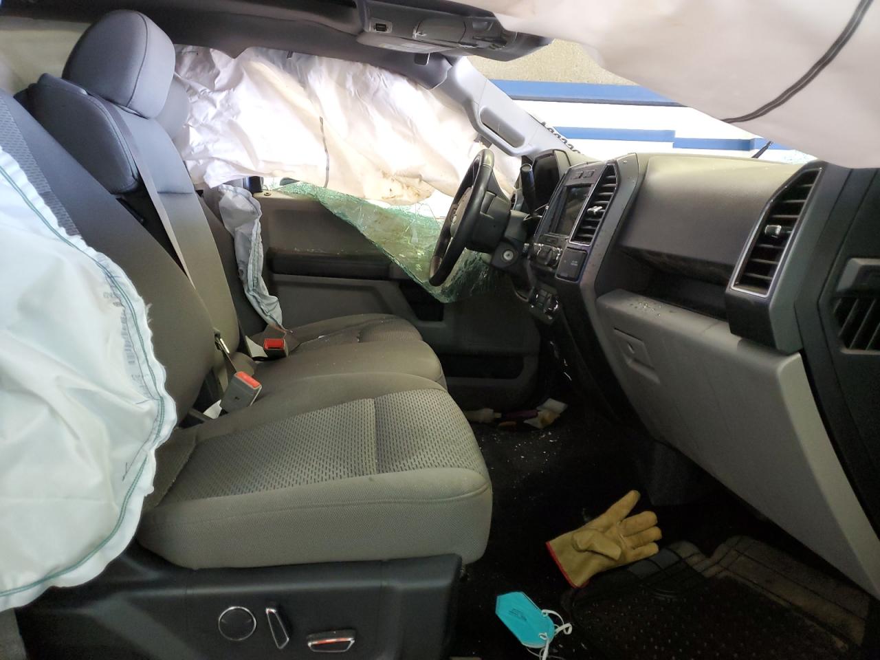 1FTFW1EG2JKE37976 2018 Ford F150 Supercrew