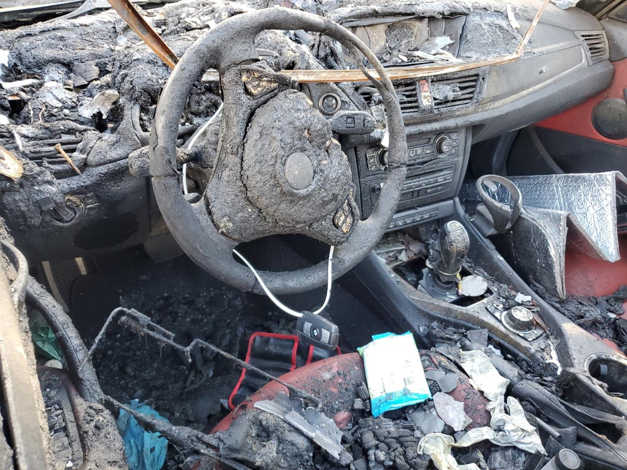 WBAVL1C59FVY38658 2015 BMW X1 xDrive28I