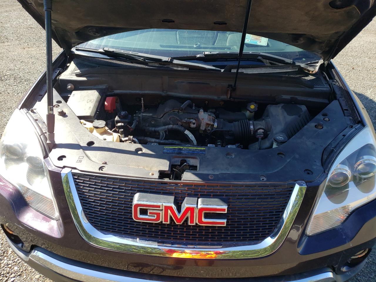1GKEV337X8J209662 2008 GMC Acadia Slt-2