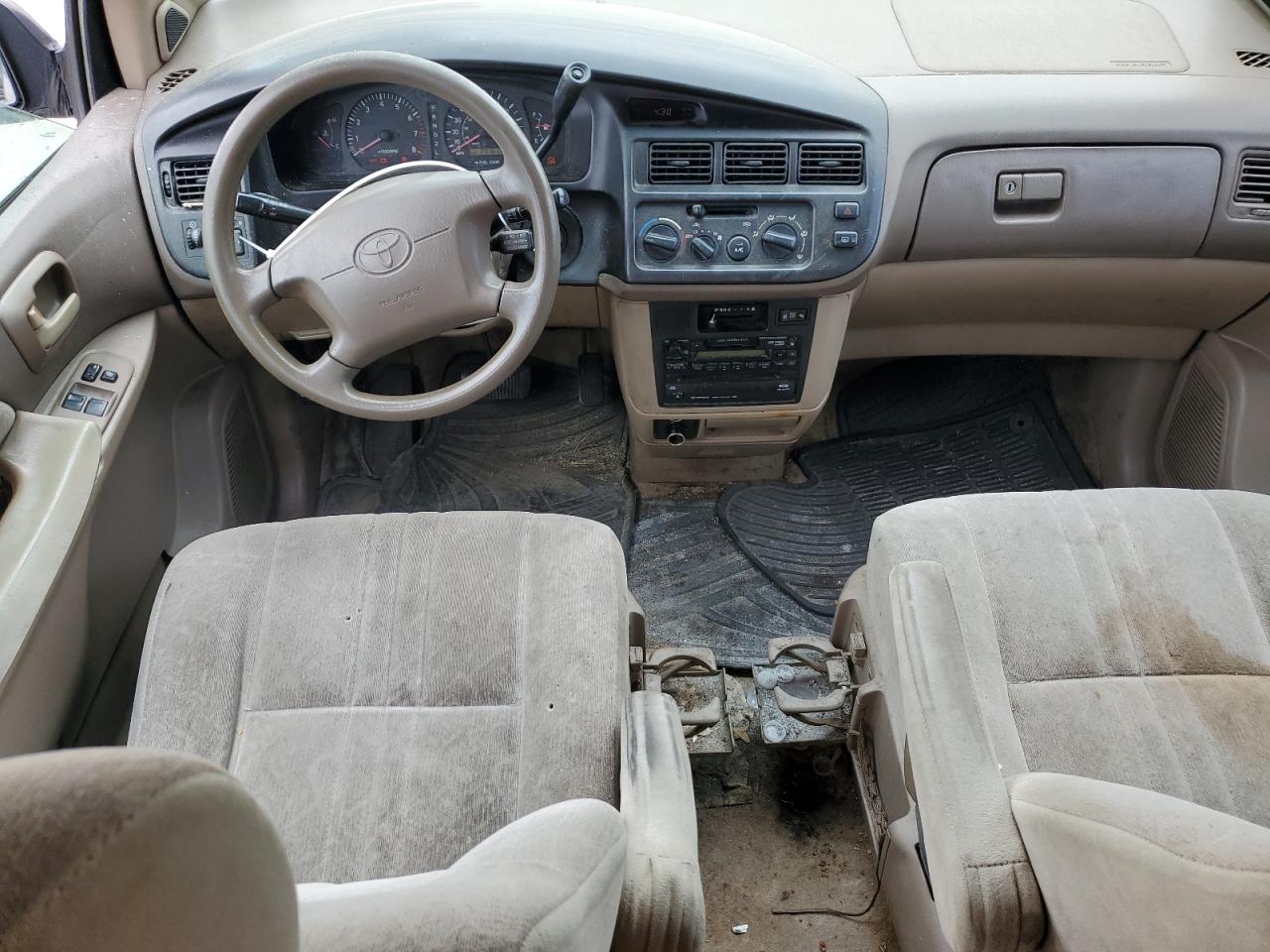 4T3ZF13C2WU029876 1998 Toyota Sienna Le