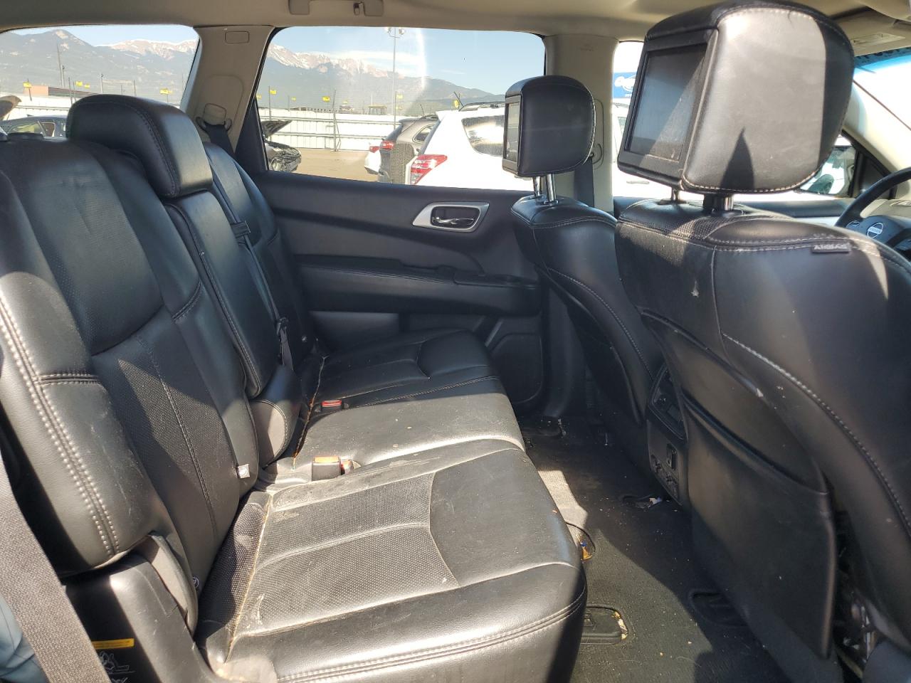 5N1DR2MN9HC607500 2017 Nissan Pathfinder S