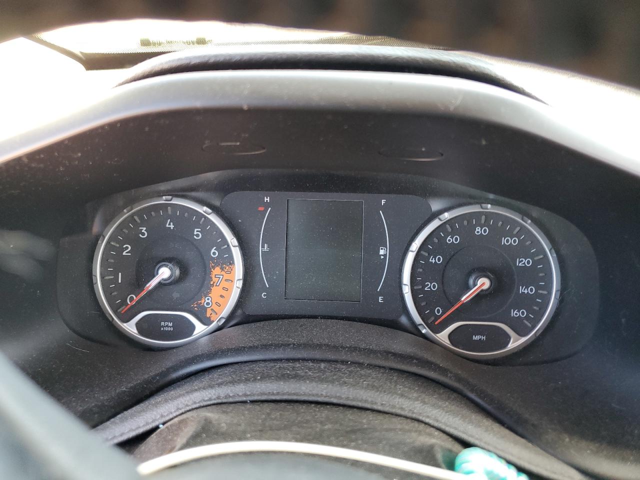 ZACCJBBT7FPC32952 2015 Jeep Renegade Latitude