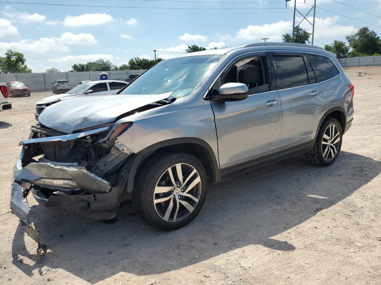 5FNYF6H93HB078843 2017 Honda Pilot Touring