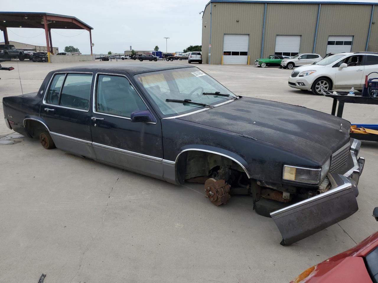 Lot #3038109190 1990 CADILLAC DEVILLE