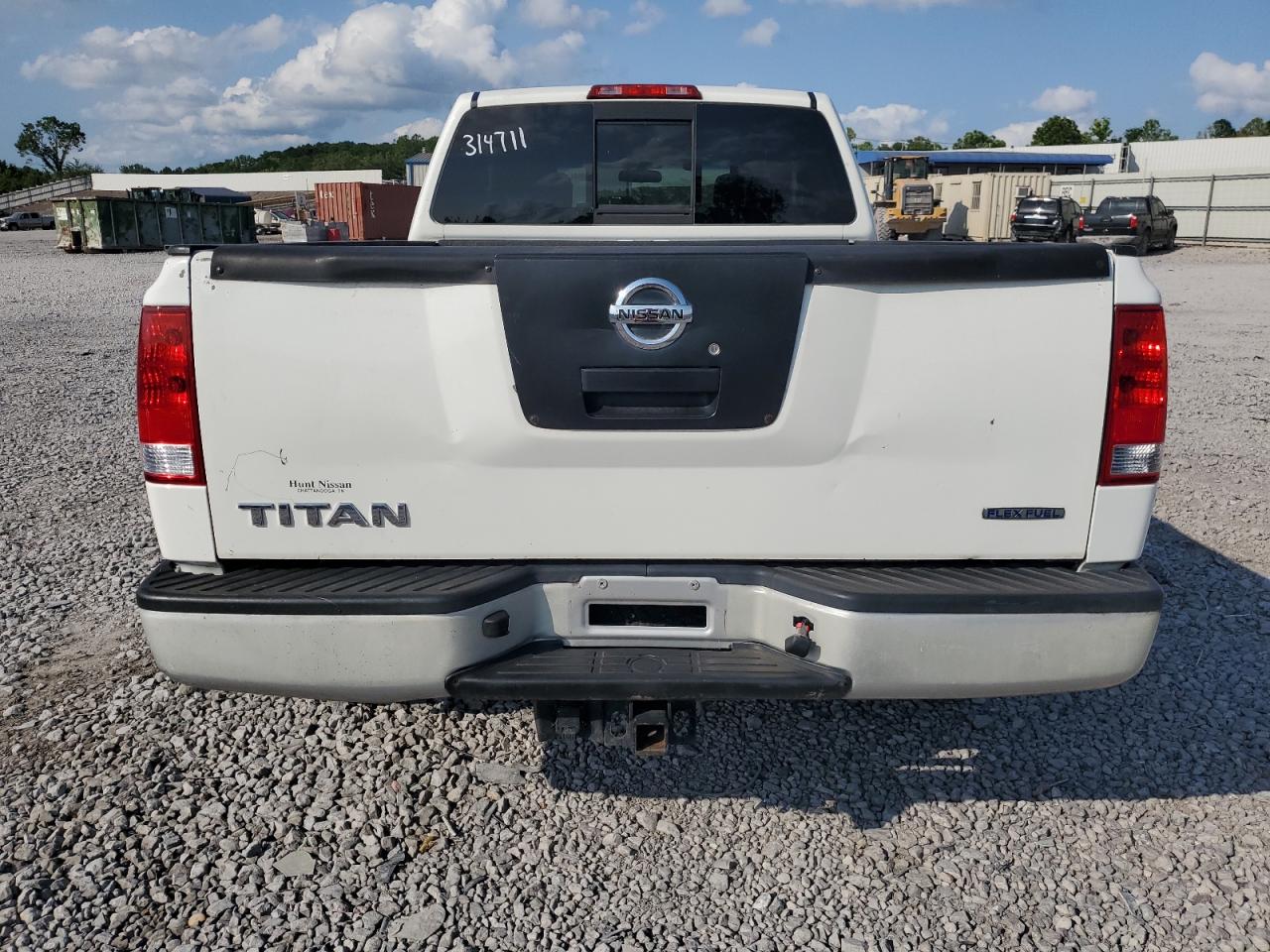 1N6BA0CH9BN314711 2011 Nissan Titan S