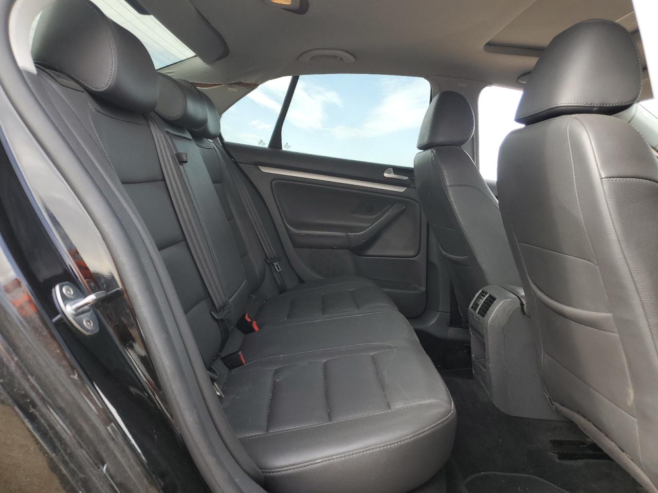 3VWRZ71K68M016392 2008 Volkswagen Jetta Se