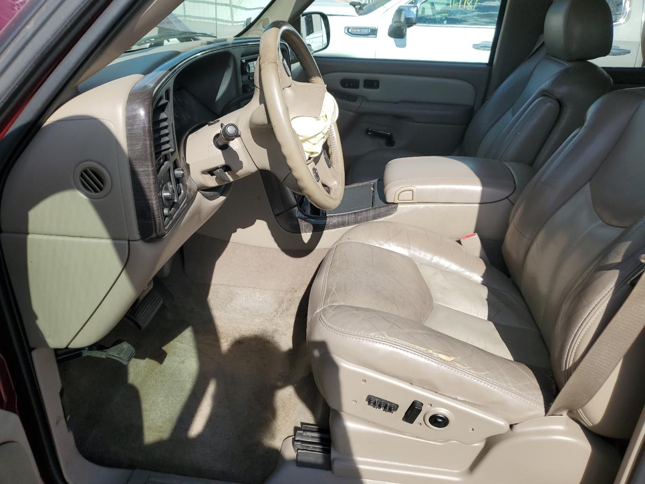 1GKEK63UX4J259438 2004 GMC Yukon Denali