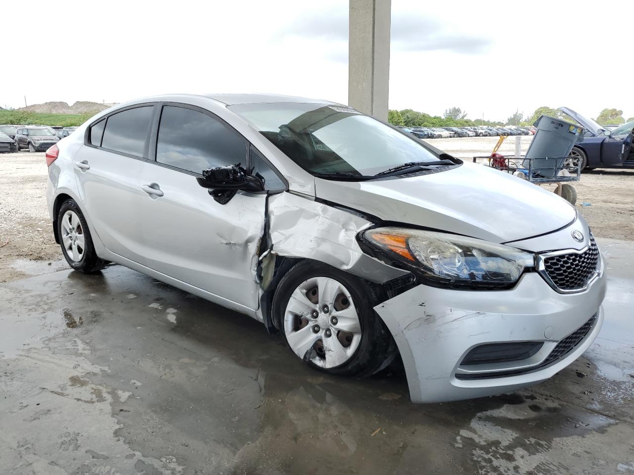 KNAFK4A65G5512393 2016 Kia Forte Lx