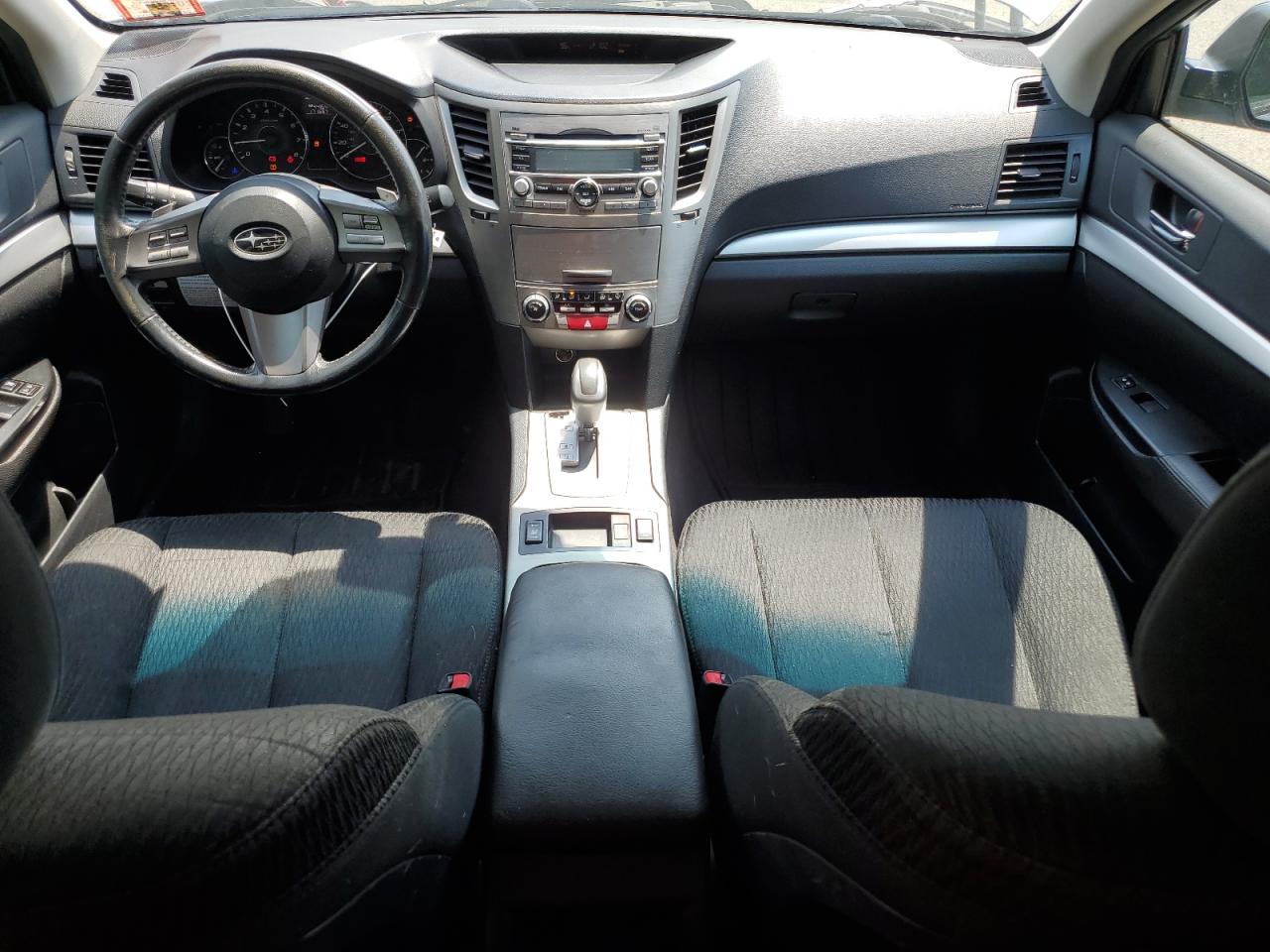 4S4BRCCC5B3336438 2011 Subaru Outback 2.5I Premium