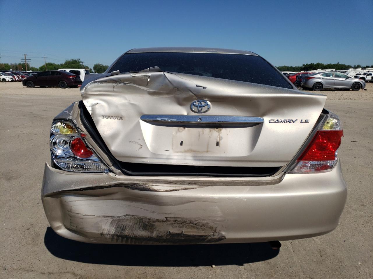 4T1BE32K95U504987 2005 Toyota Camry Le