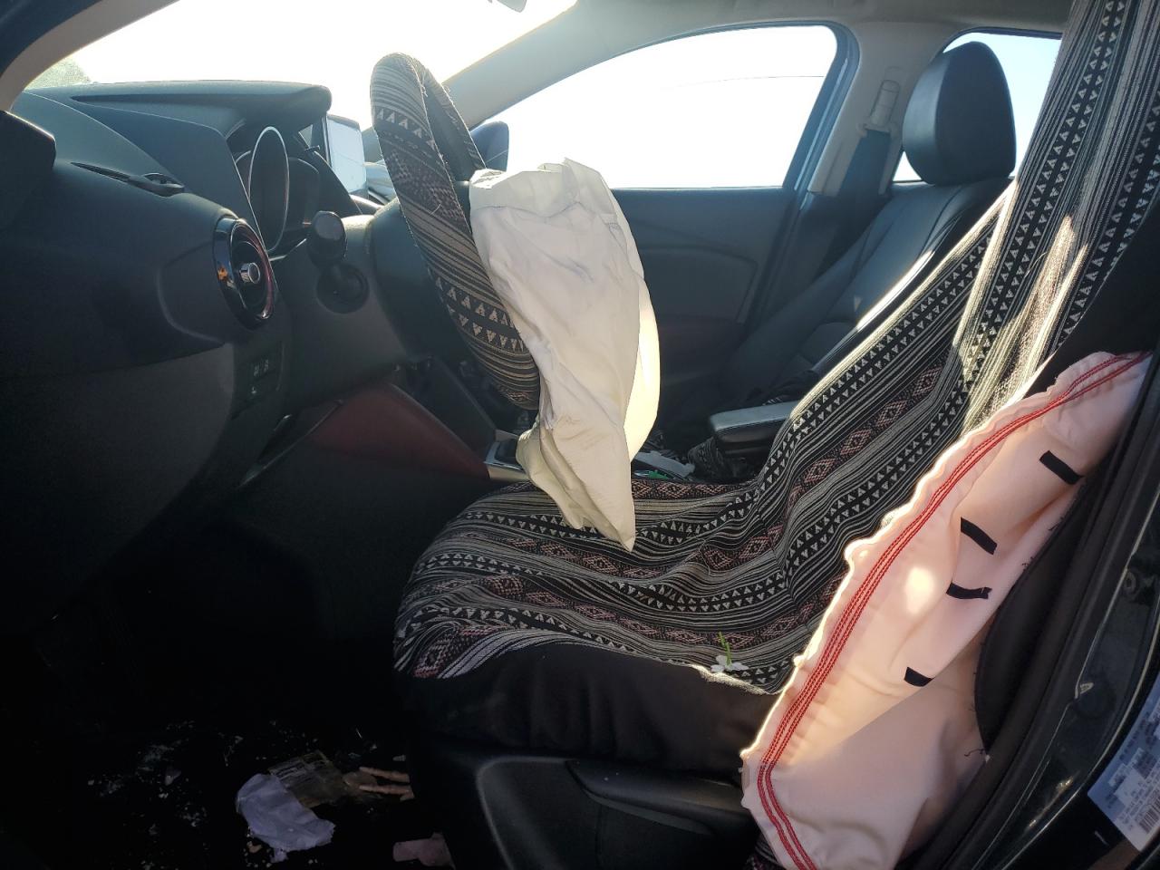 JM1DKFC71H0158964 2017 Mazda Cx-3 Touring