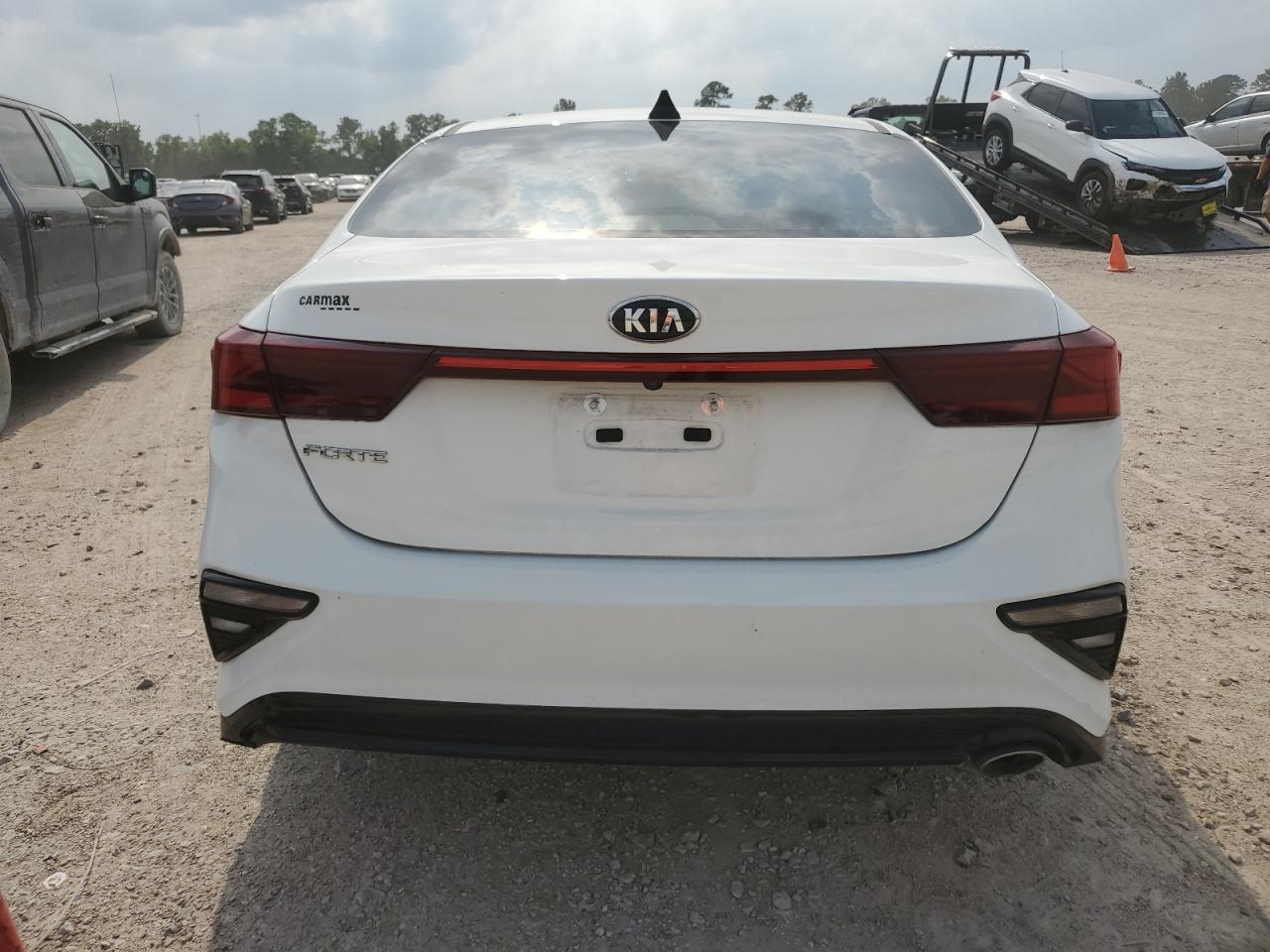 3KPF24AD1KE068038 2019 Kia Forte Fe