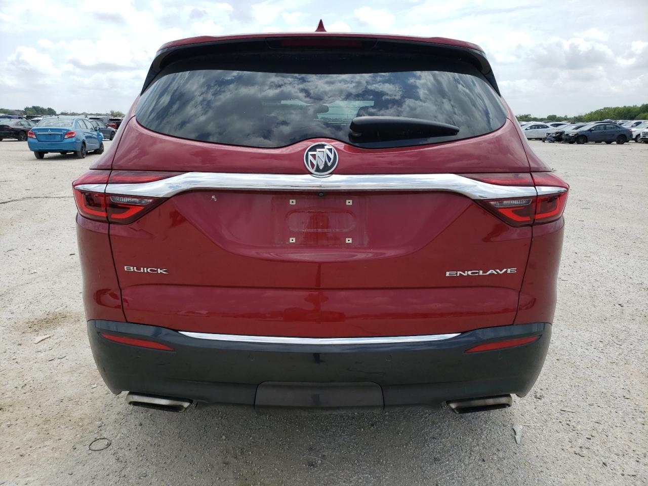 2018 Buick Enclave Essence vin: 5GAERBKW9JJ187437