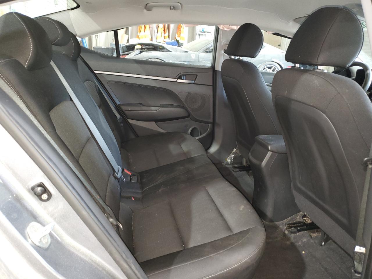 KMHD74LF8JU469346 2018 Hyundai Elantra Se