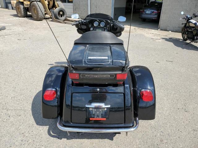 2010 HARLEY-DAVIDSON FLHTCUTG 1HD1MAM18AB854207