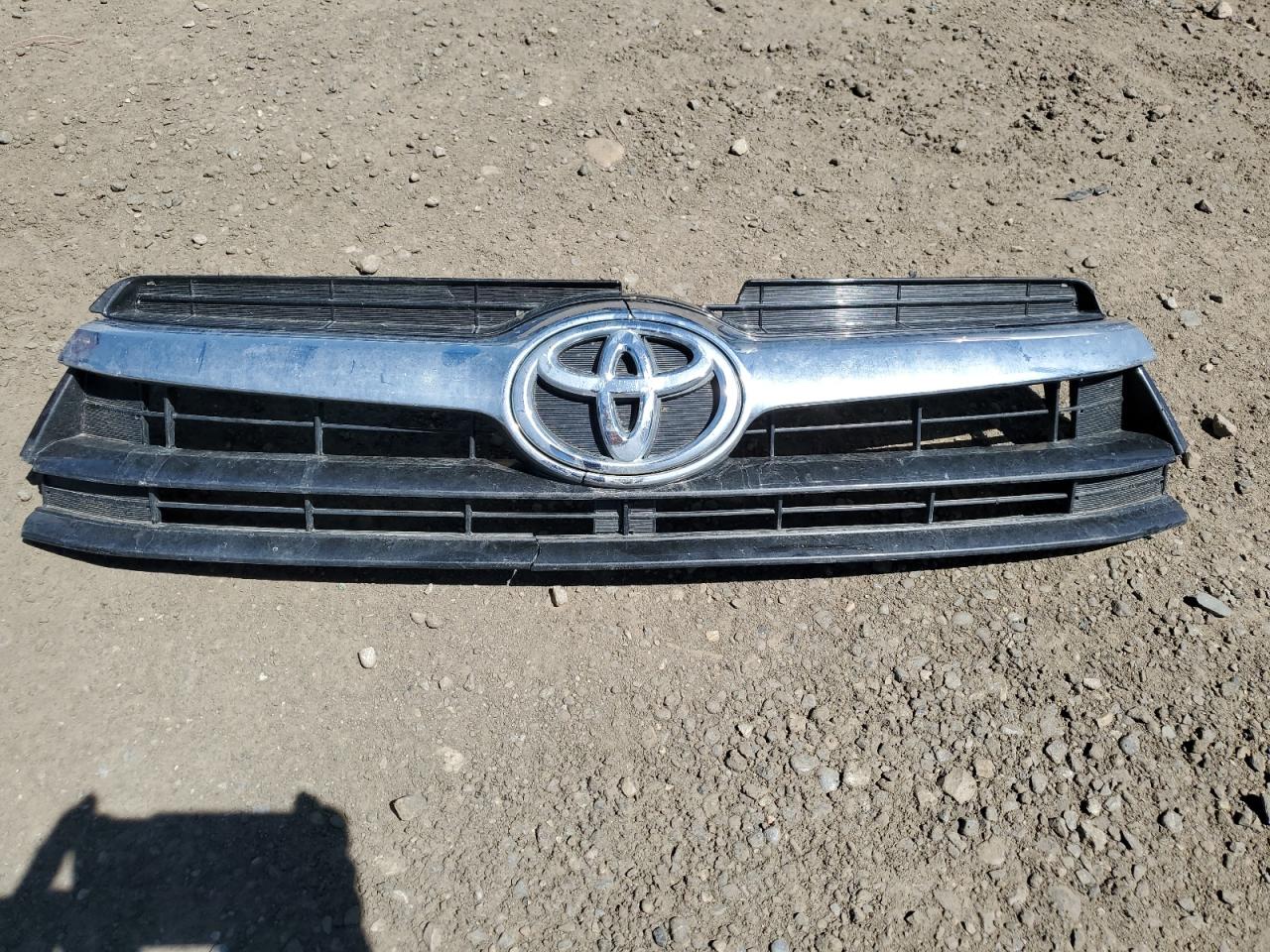 5TDBKRFH0FS189517 2015 Toyota Highlander Le