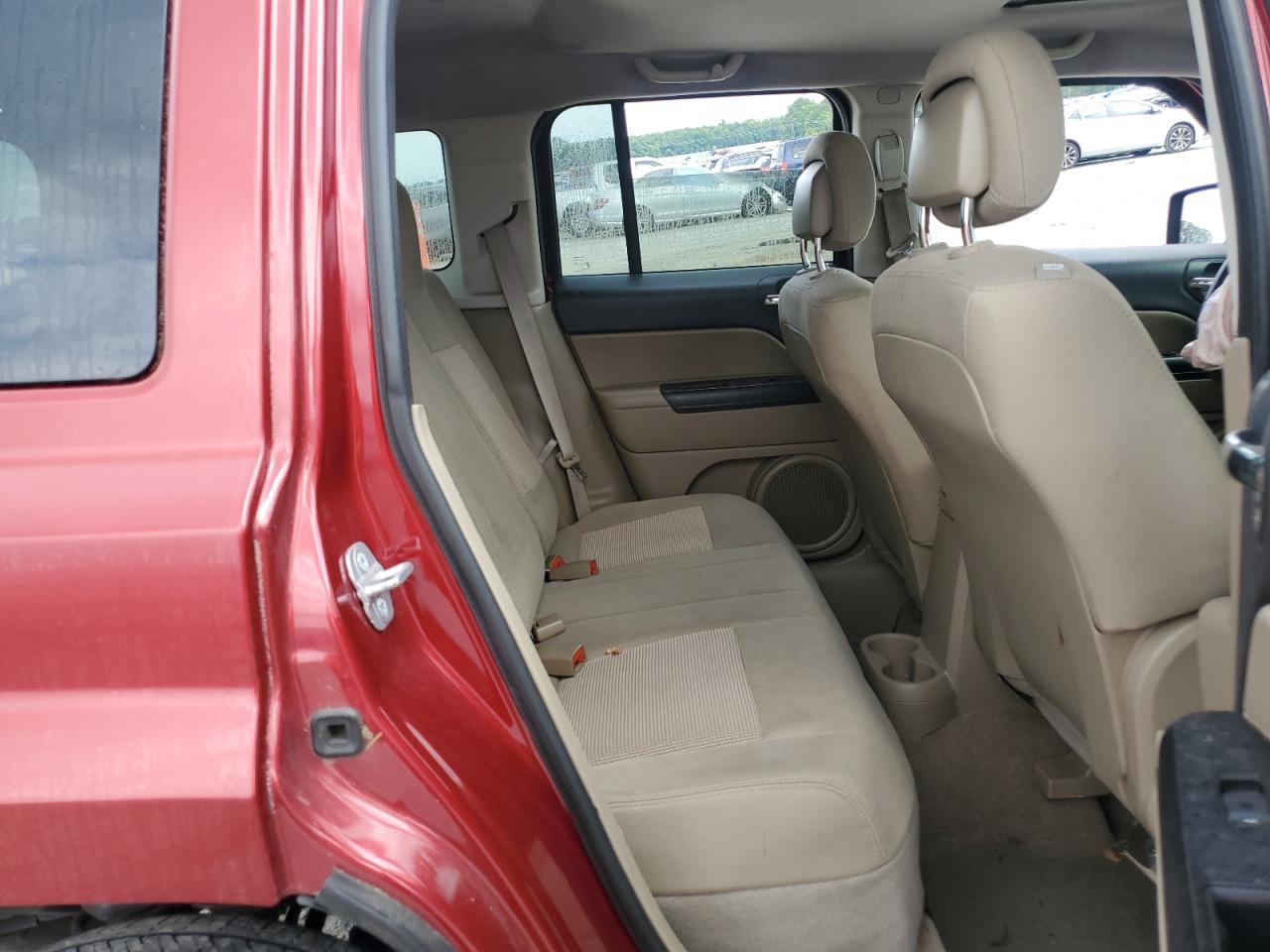 1C4NJRFB0ED762776 2014 Jeep Patriot Latitude 1C4NJRFB0ED762776 2014 Jeep Patriot Latitude
