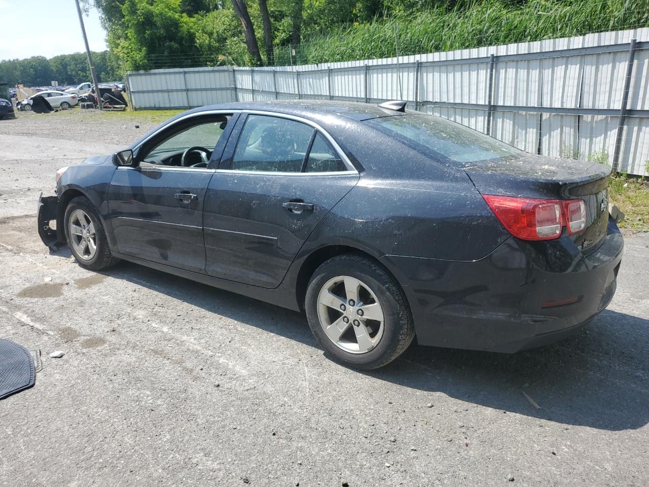 2015 Chevrolet Malibu Ls vin: 1G11B5SL6FF110133