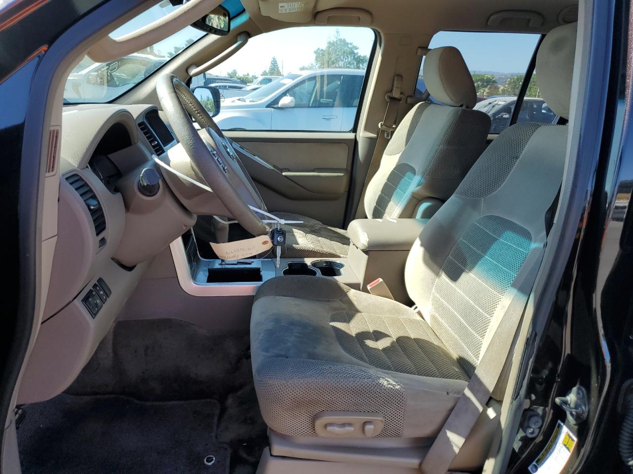 5N1AR1NN6BC630784 2011 Nissan Pathfinder S