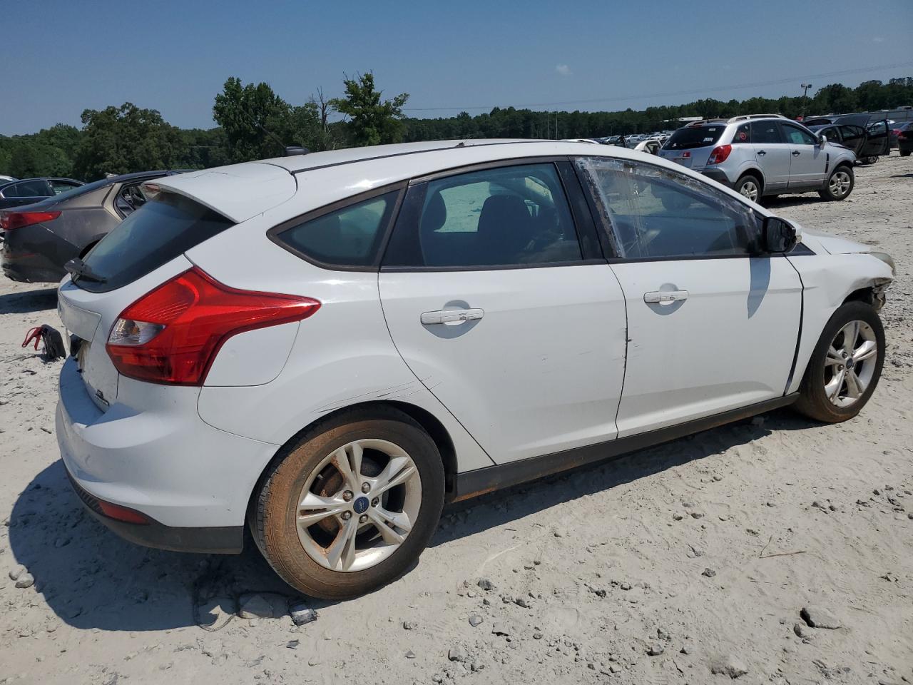 1FADP3K28EL165738 2014 Ford Focus Se