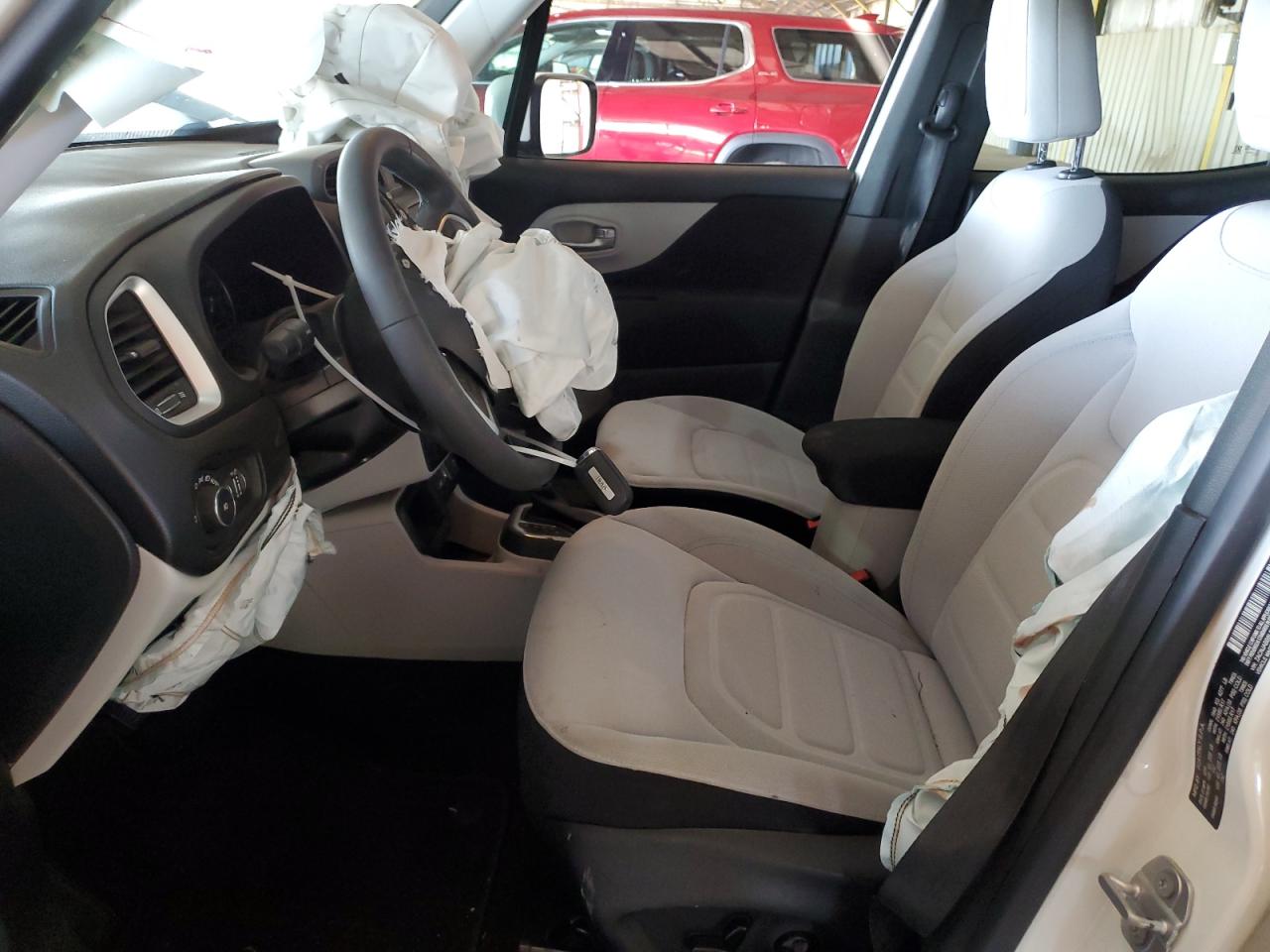 ZACNJABB8LPL10397 2020 Jeep Renegade Latitude