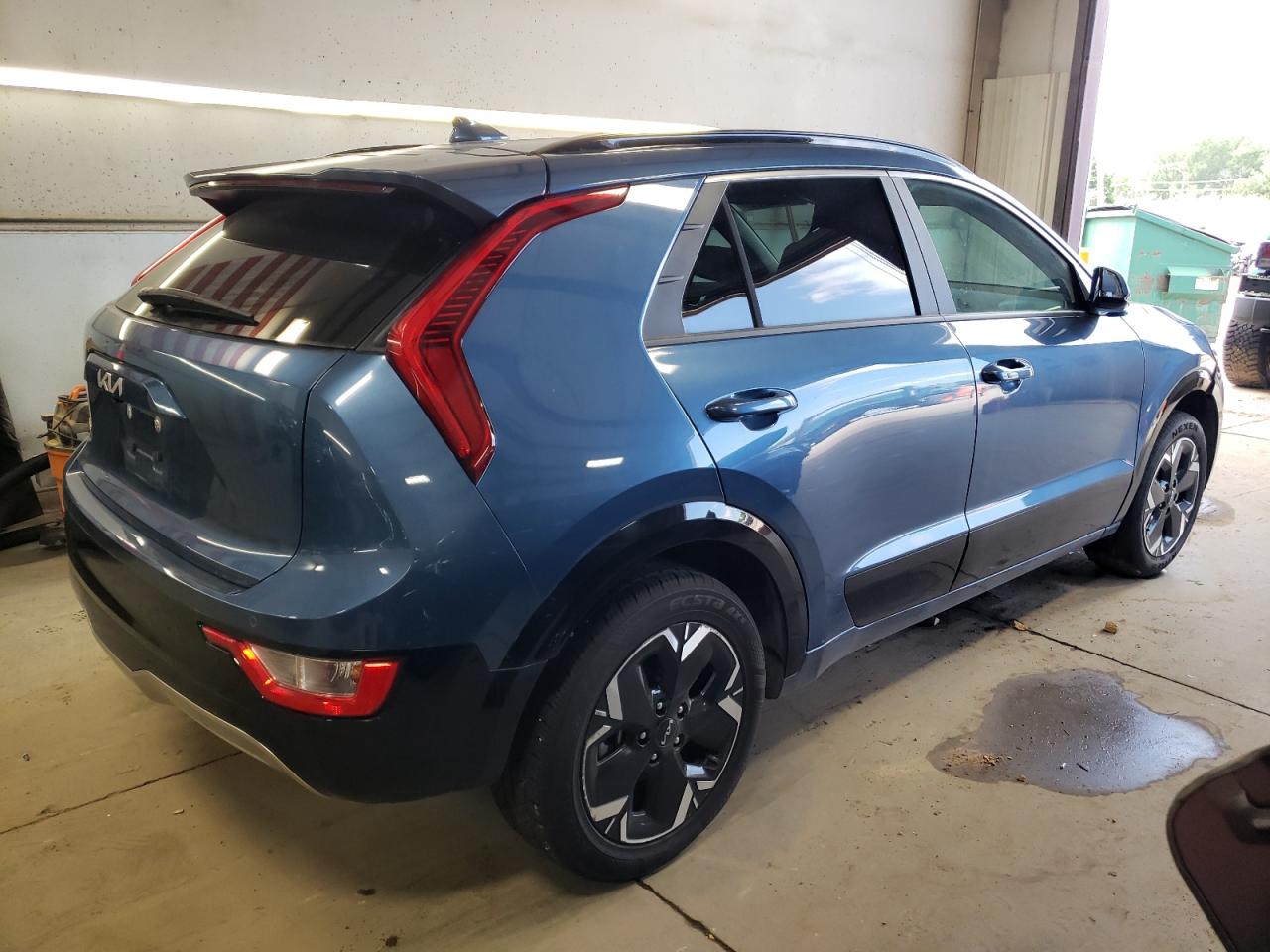 2023 Kia Niro Wind vin: KNDCR3L18P5045158