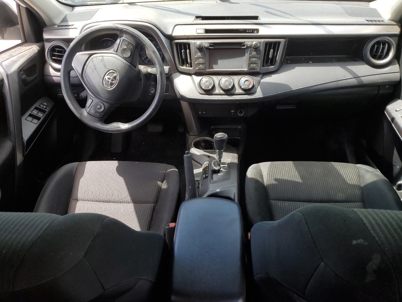 JTMZFREV7HJ718312 2017 Toyota Rav4 Le