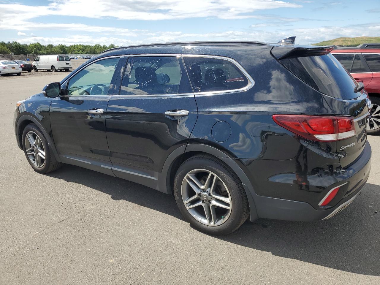 2017 Hyundai Santa Fe Se Ultimate vin: KM8SRDHF5HU219664