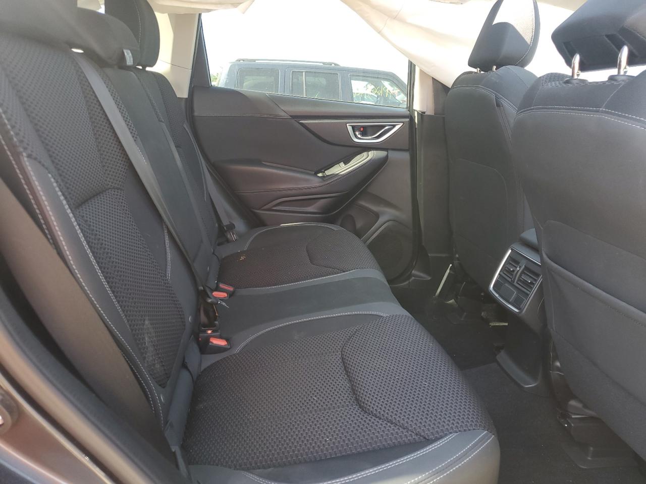 JF2SKAGC7LH415333 2020 Subaru Forester Premium