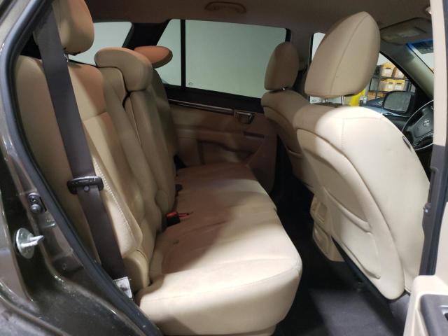 2012 Hyundai Santa Fe - Image 11