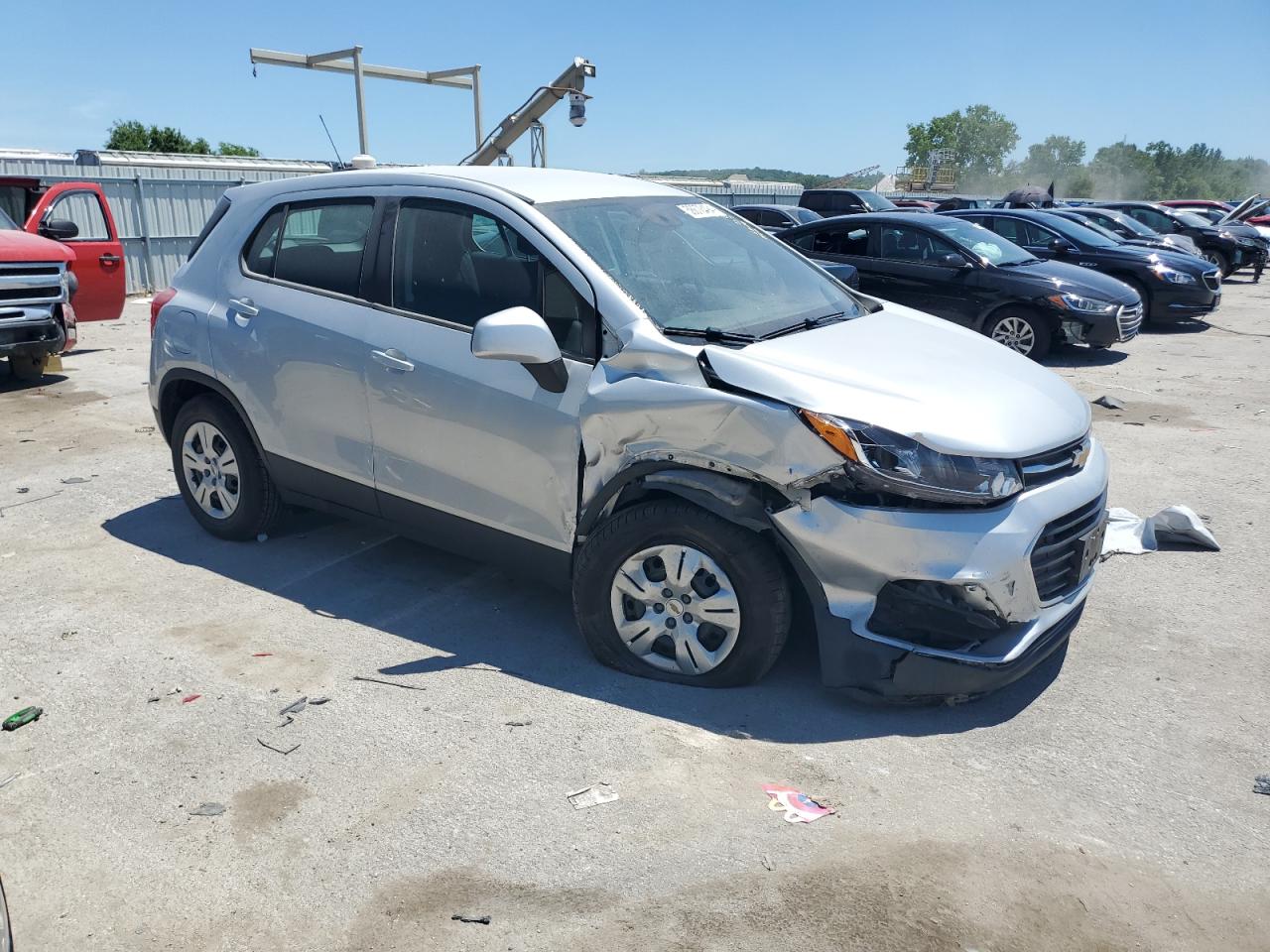 2019 Chevrolet Trax Ls vin: 3GNCJKSB6KL131175