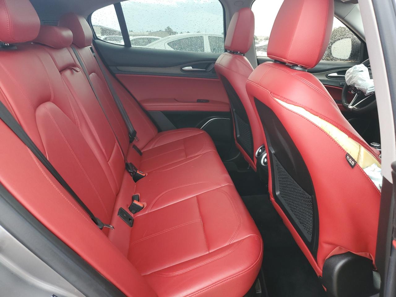 ZASFAKBN8J7B85054 2018 Alfa Romeo Stelvio Ti