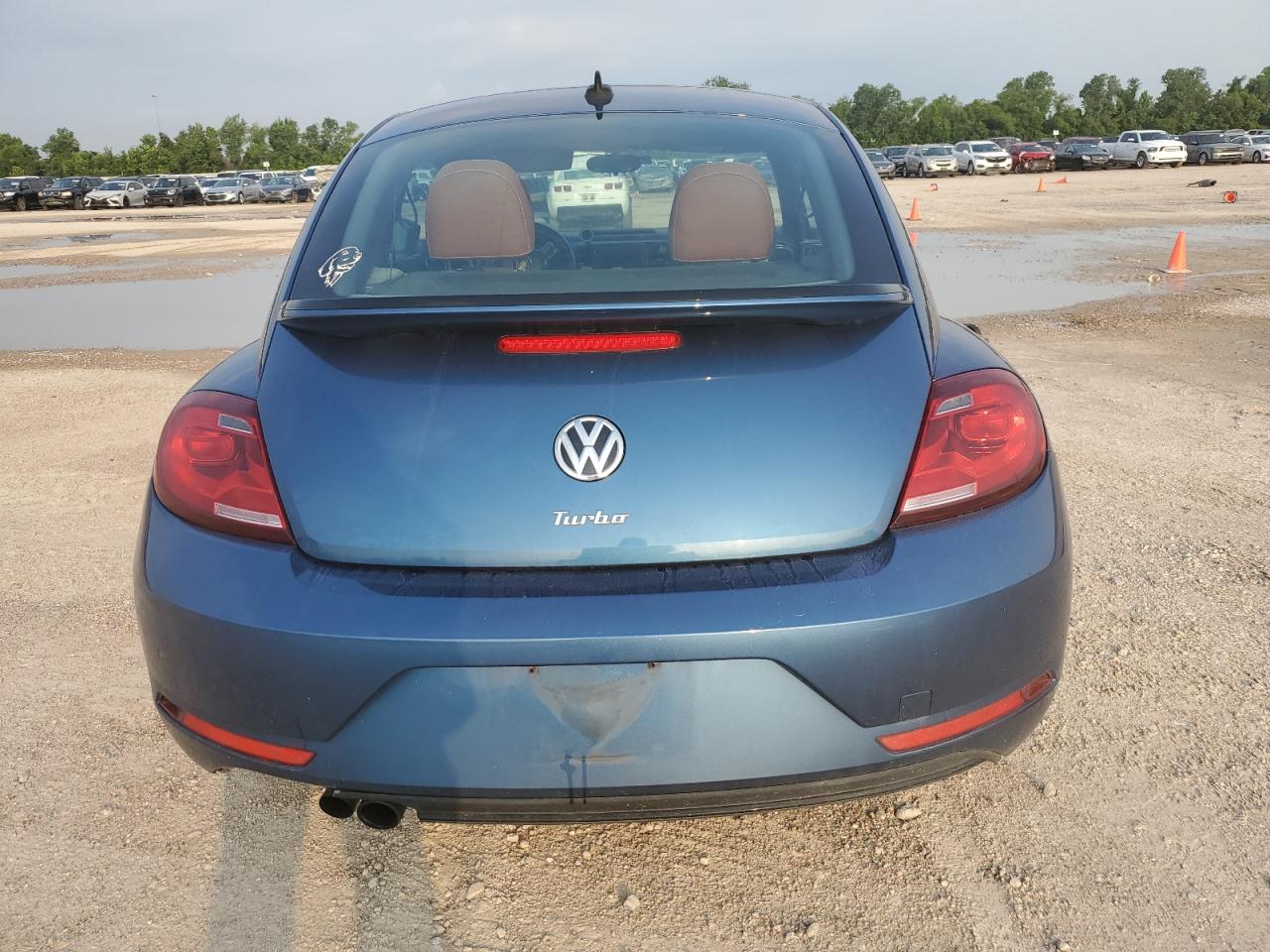 3VWF17AT3HM628018 2017 Volkswagen Beetle 1.8T