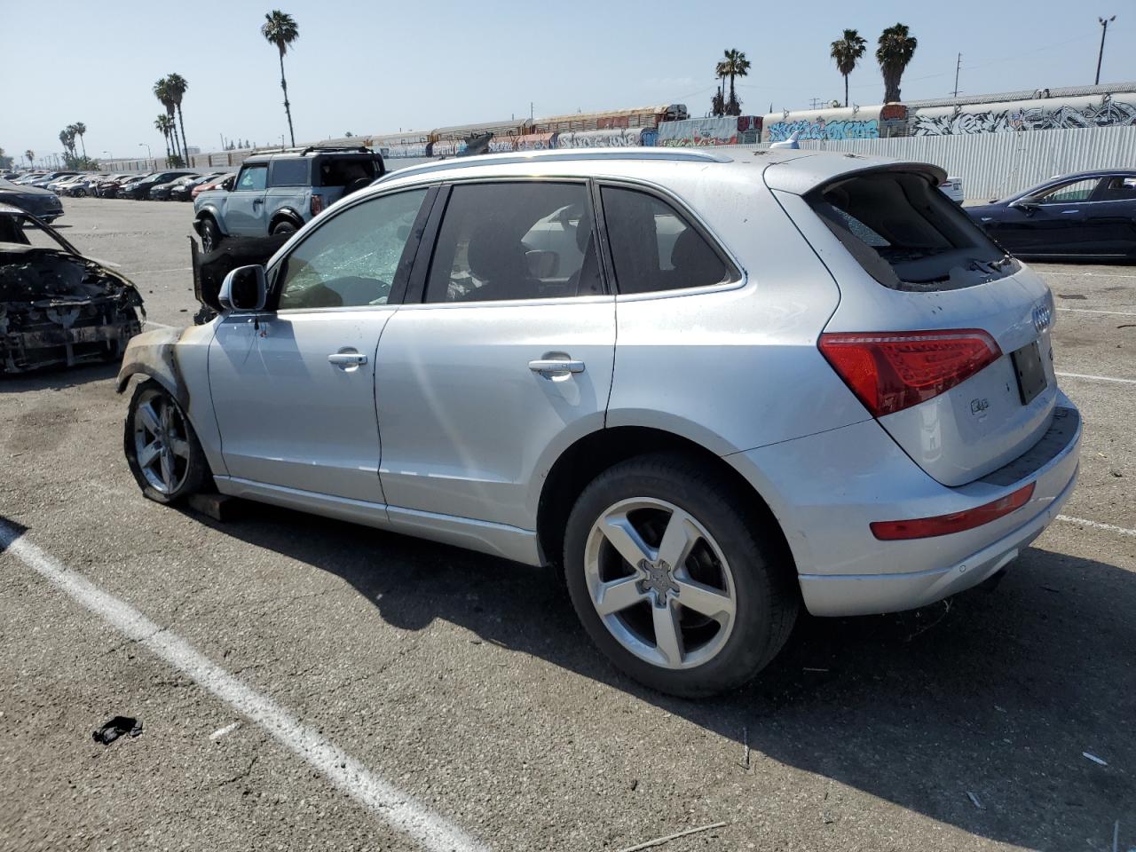 2012 Audi Q5 Premium Plus vin: WA1LFAFP9CA019564