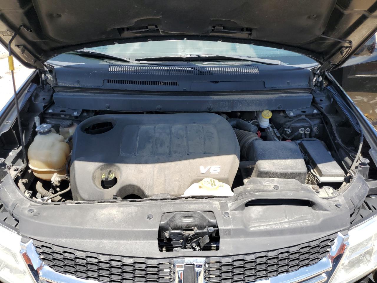 3C4PDCBG3JT274392 2018 Dodge Journey Sxt