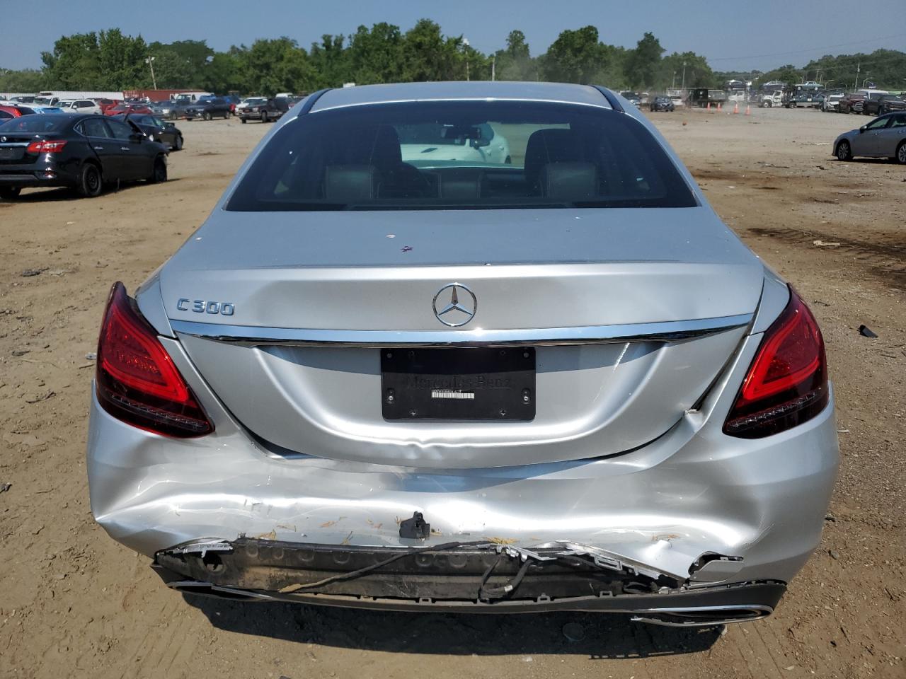 WDDWF8DB4KR516238 2019 Mercedes-Benz C 300